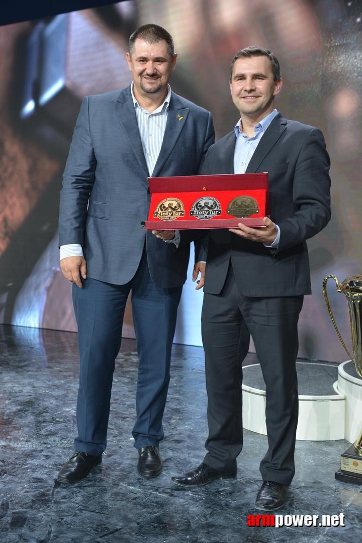 Zloty Tur 2015 Right Hand