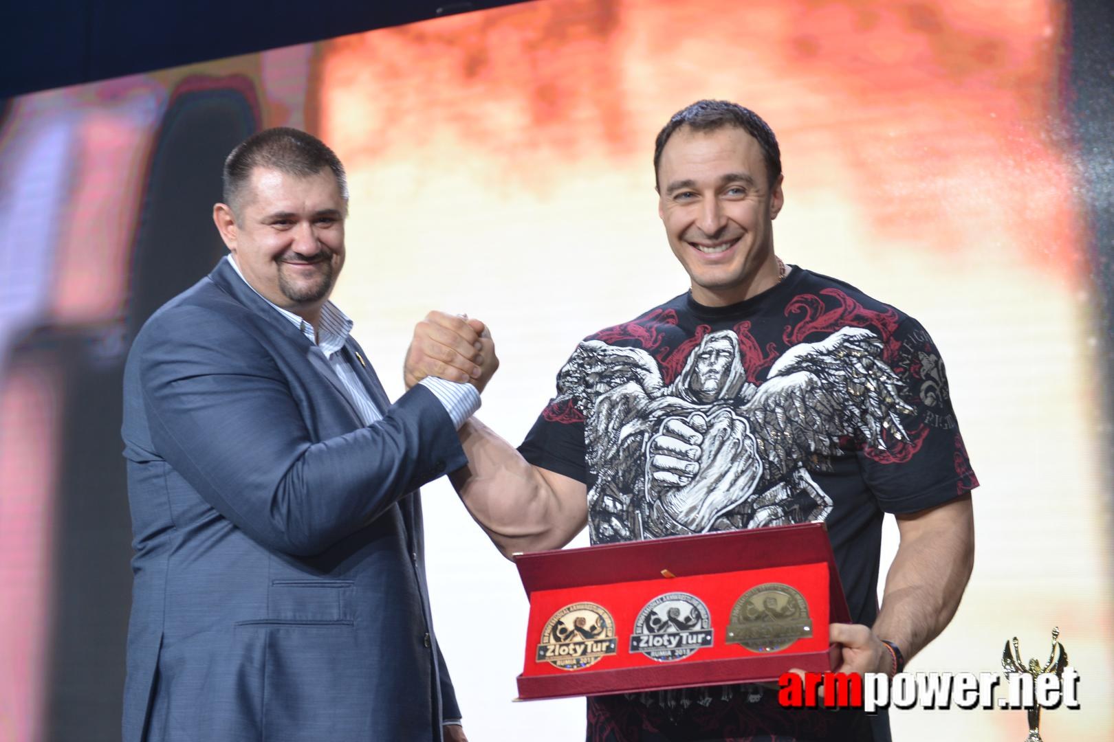 Zloty Tur 2015 Right Hand