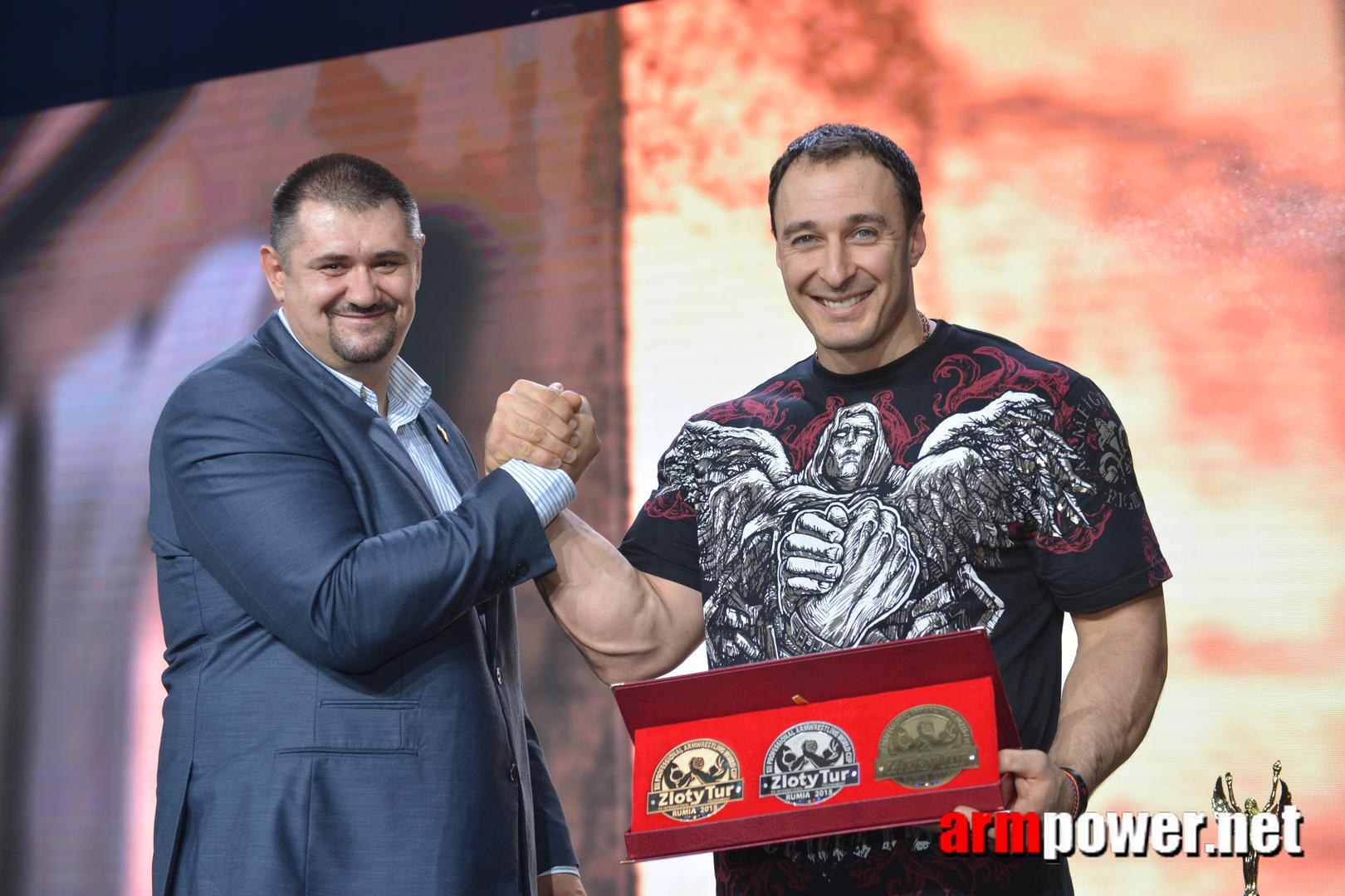 Zloty Tur 2015 Right Hand