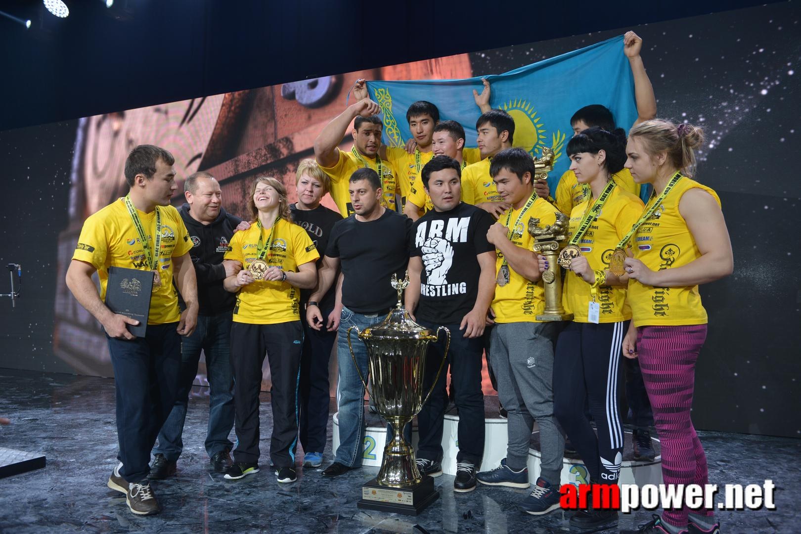 Zloty Tur 2015 Right Hand