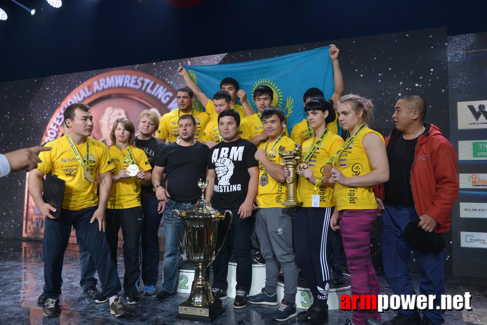 Zloty Tur 2015 Right Hand