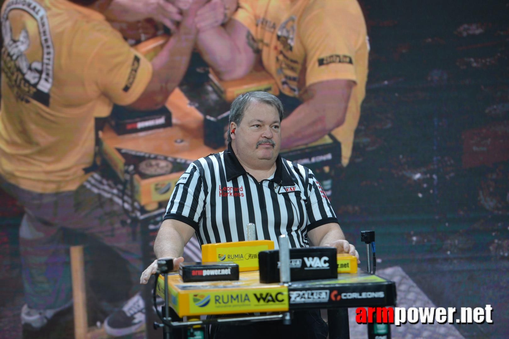 Zloty Tur 2015 Right Hand