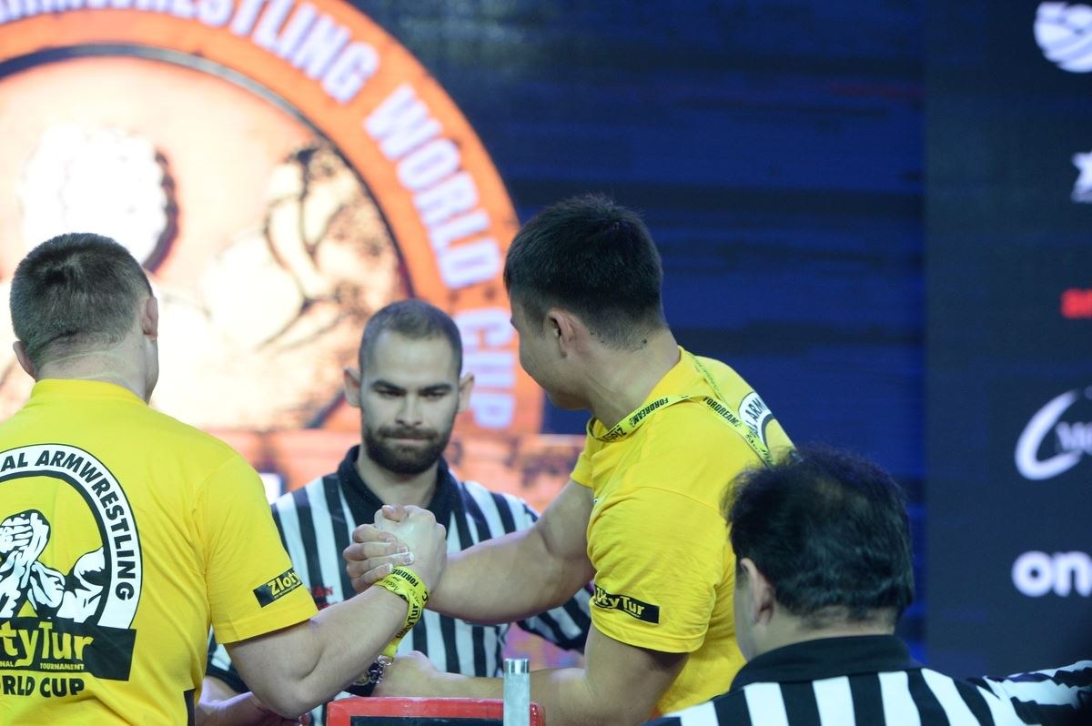 Zloty Tur 2016 Left Hand By Mark Kazus