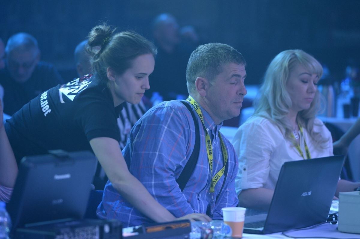 Zloty Tur 2016 Left Hand By Mark Kazus