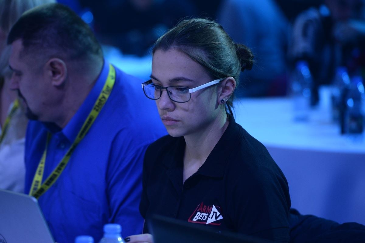 Zloty Tur 2016 Left Hand By Mark Kazus