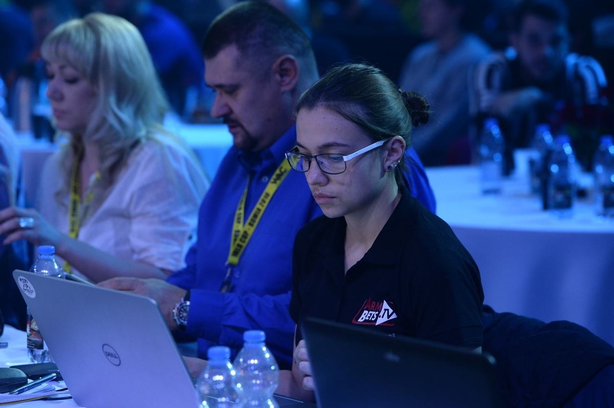 Zloty Tur 2016 Left Hand By Mark Kazus