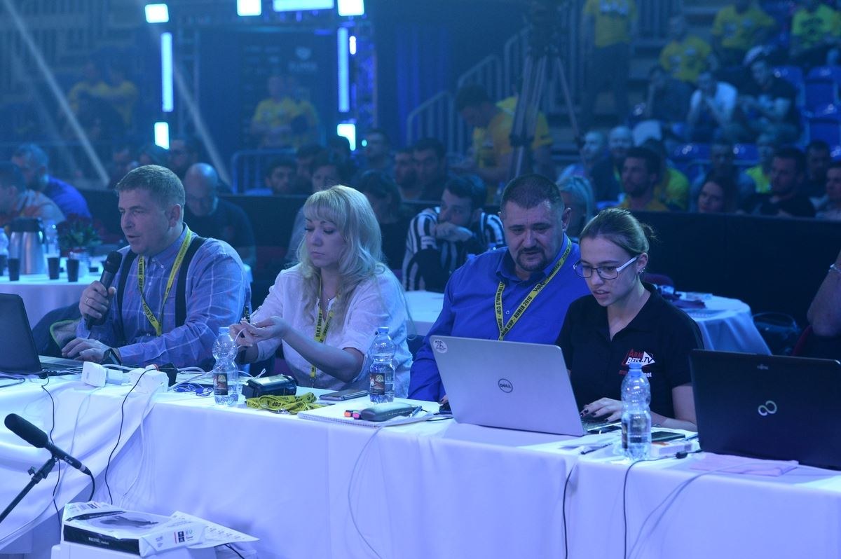 Zloty Tur 2016 Left Hand By Mark Kazus