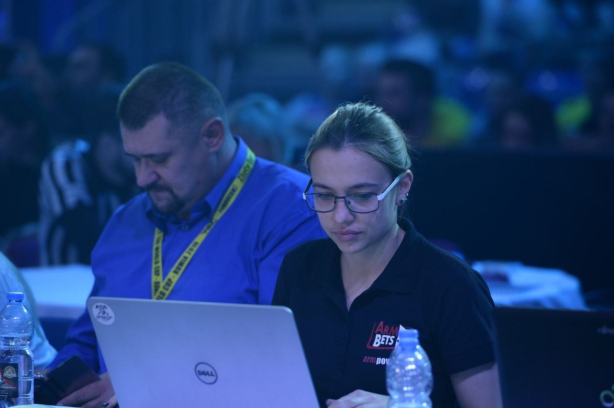 Zloty Tur 2016 Left Hand By Mark Kazus