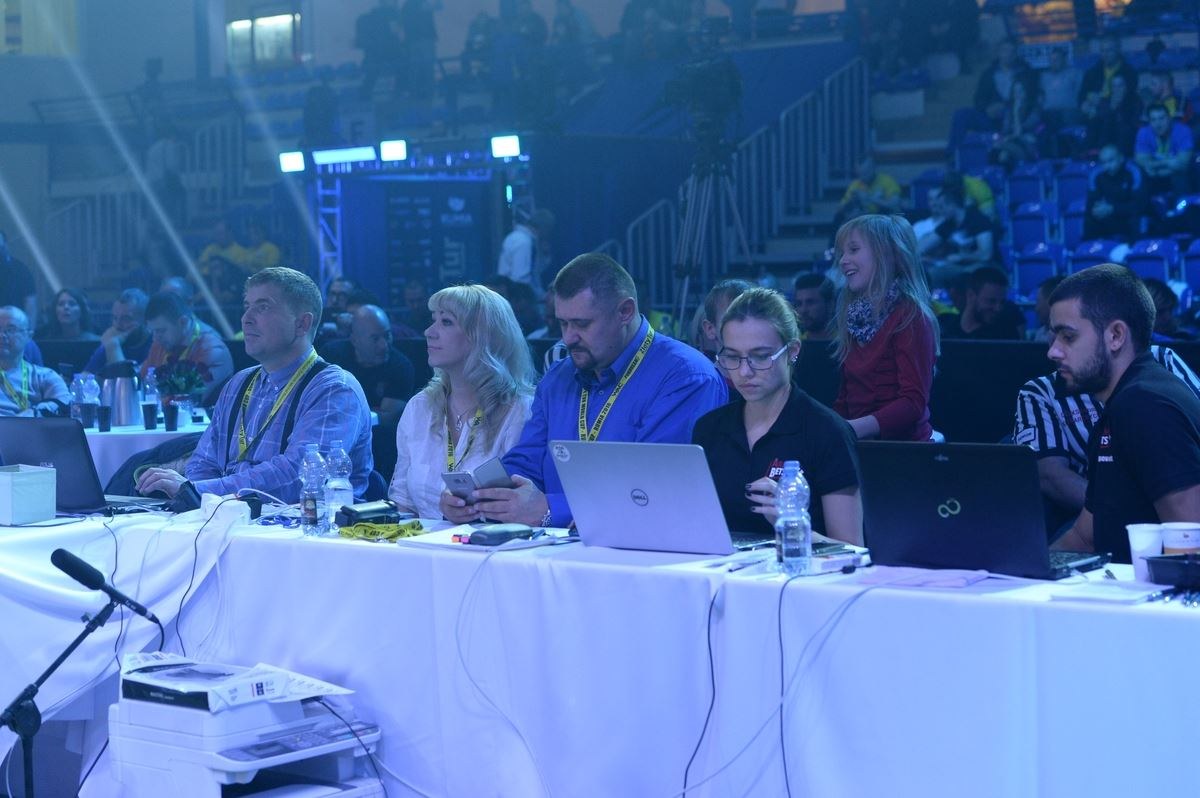 Zloty Tur 2016 Left Hand By Mark Kazus