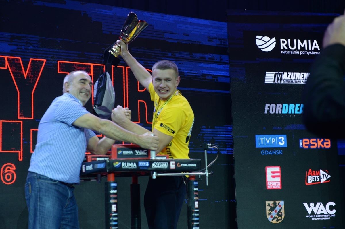 Zloty Tur 2016 Left Hand By Mark Kazus