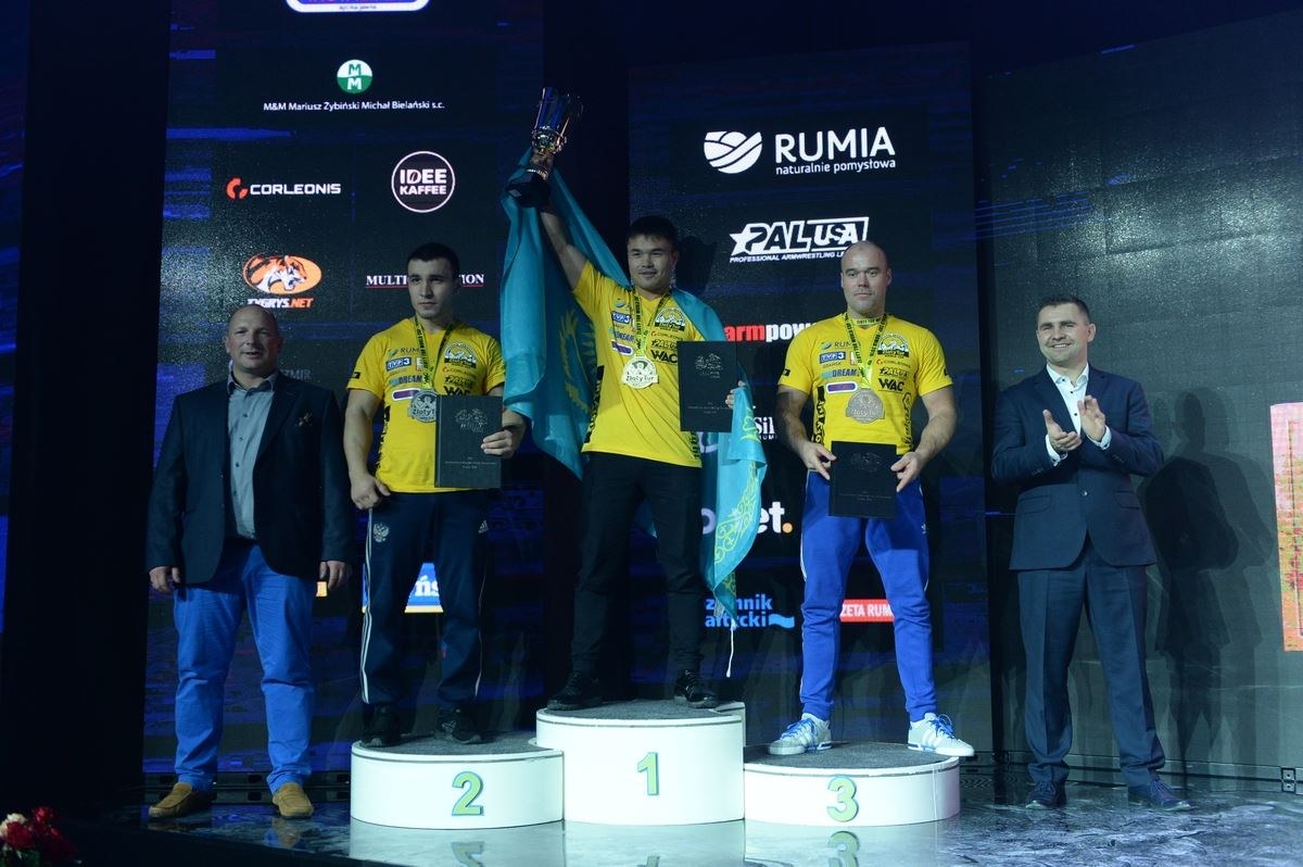 Zloty Tur 2016 Left Hand By Mark Kazus