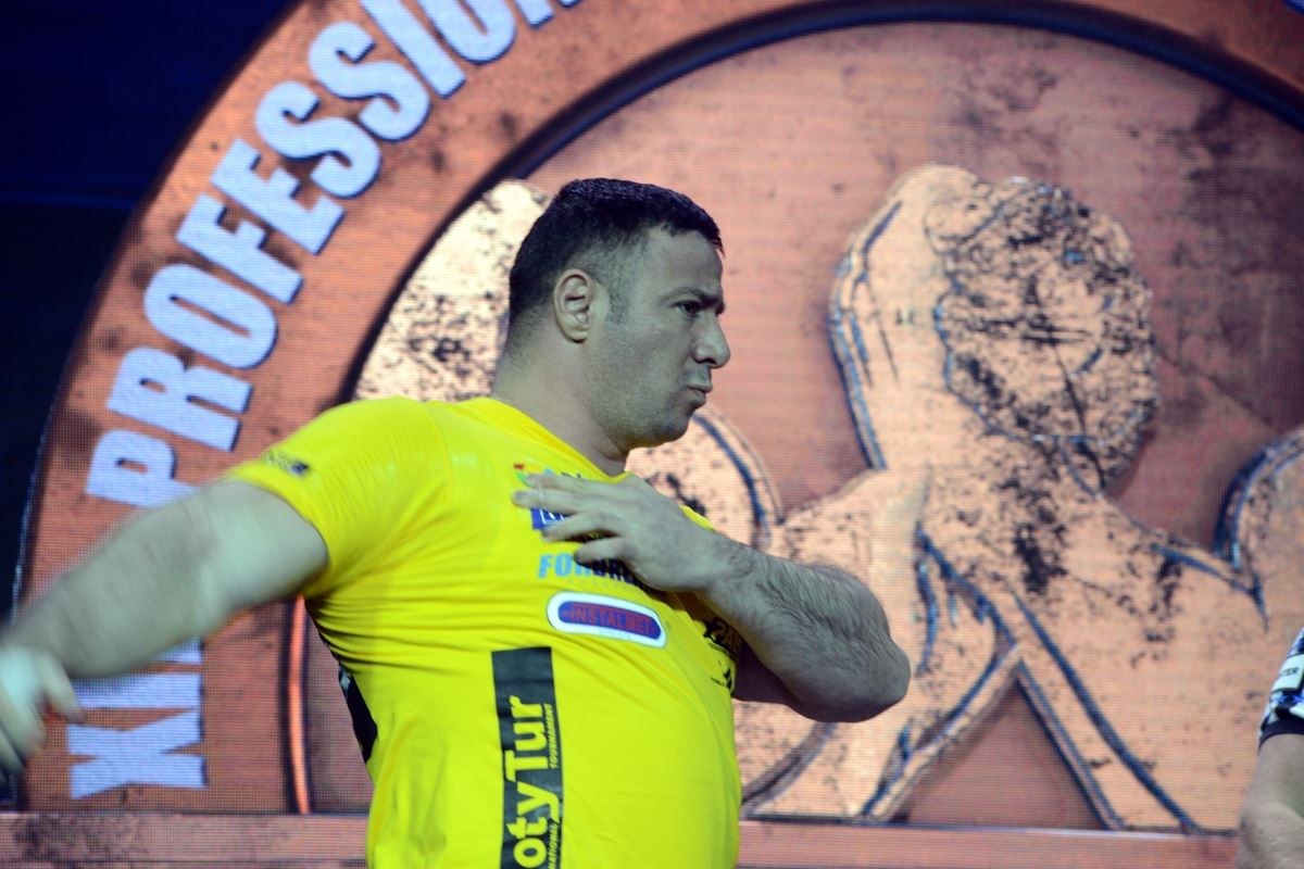 Zloty Tur 2016 Right Hand By Donat Supinski