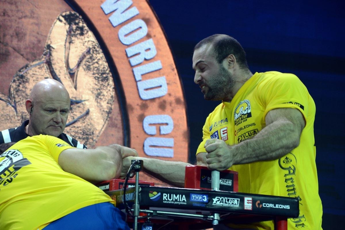 Zloty Tur 2016 Right Hand By Donat Supinski