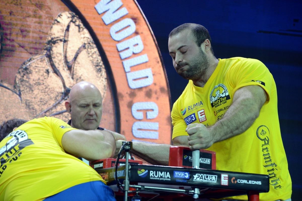 Zloty Tur 2016 Right Hand By Donat Supinski