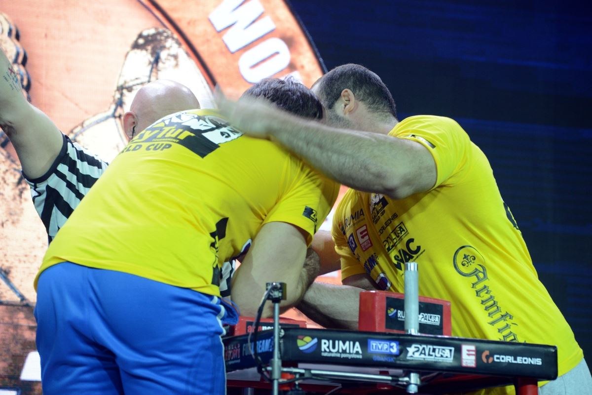 Zloty Tur 2016 Right Hand By Donat Supinski