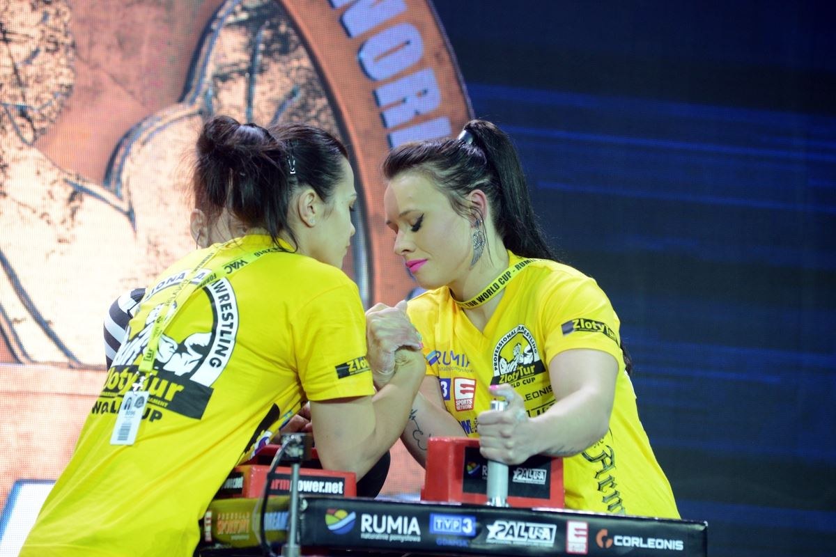 Zloty Tur 2016 Right Hand By Donat Supinski