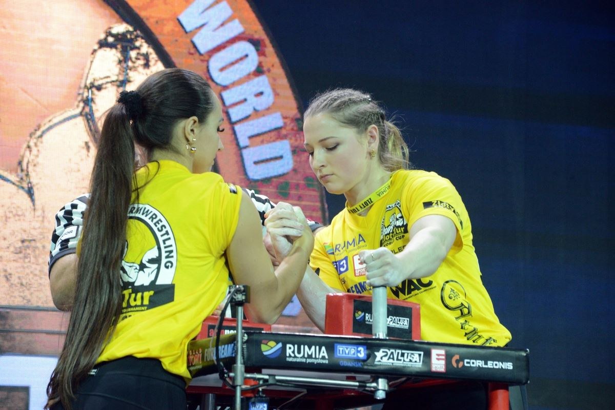 Zloty Tur 2016 Right Hand By Donat Supinski