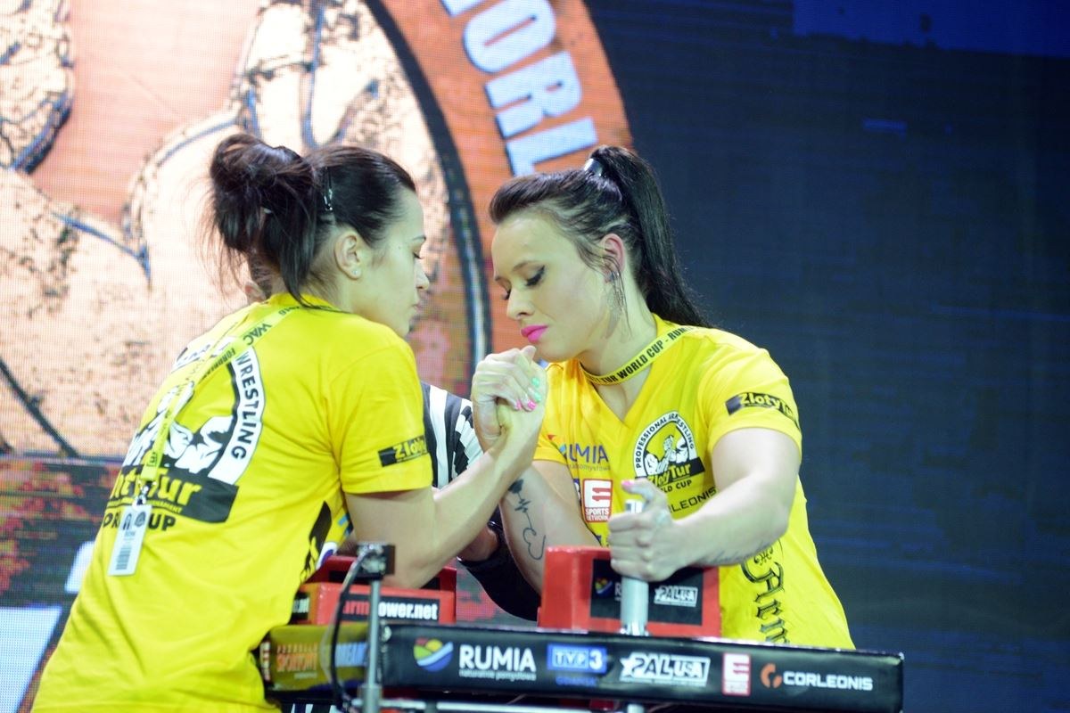 Zloty Tur 2016 Right Hand By Donat Supinski