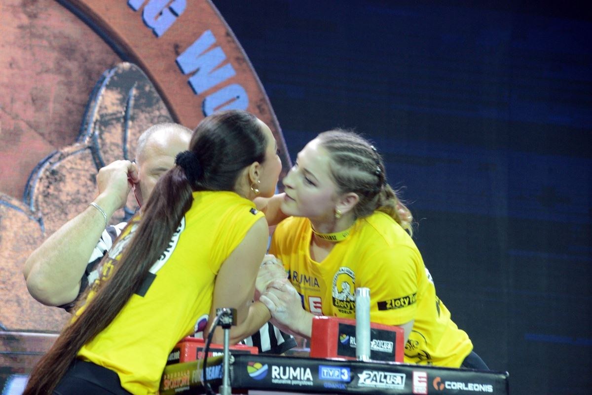 Zloty Tur 2016 Right Hand By Donat Supinski