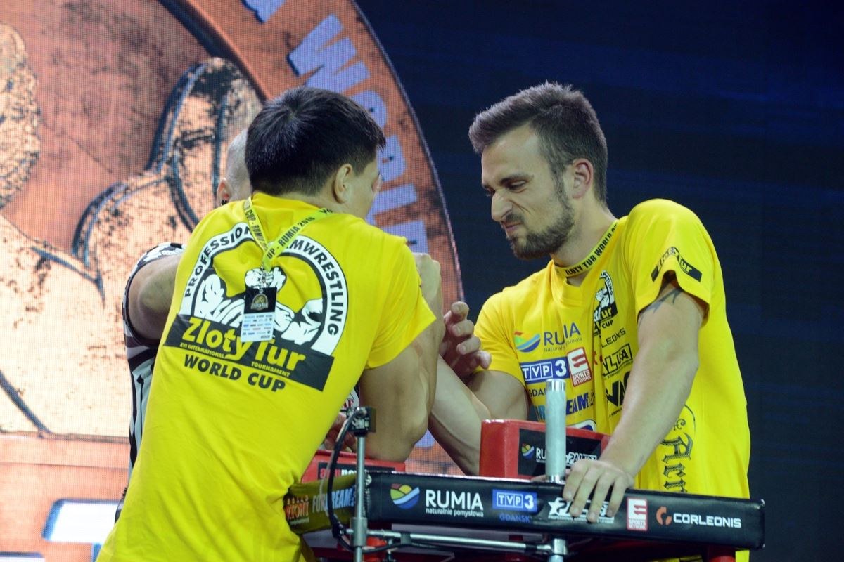 Zloty Tur 2016 Right Hand By Donat Supinski