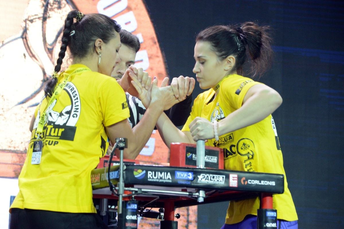 Zloty Tur 2016 Right Hand By Donat Supinski