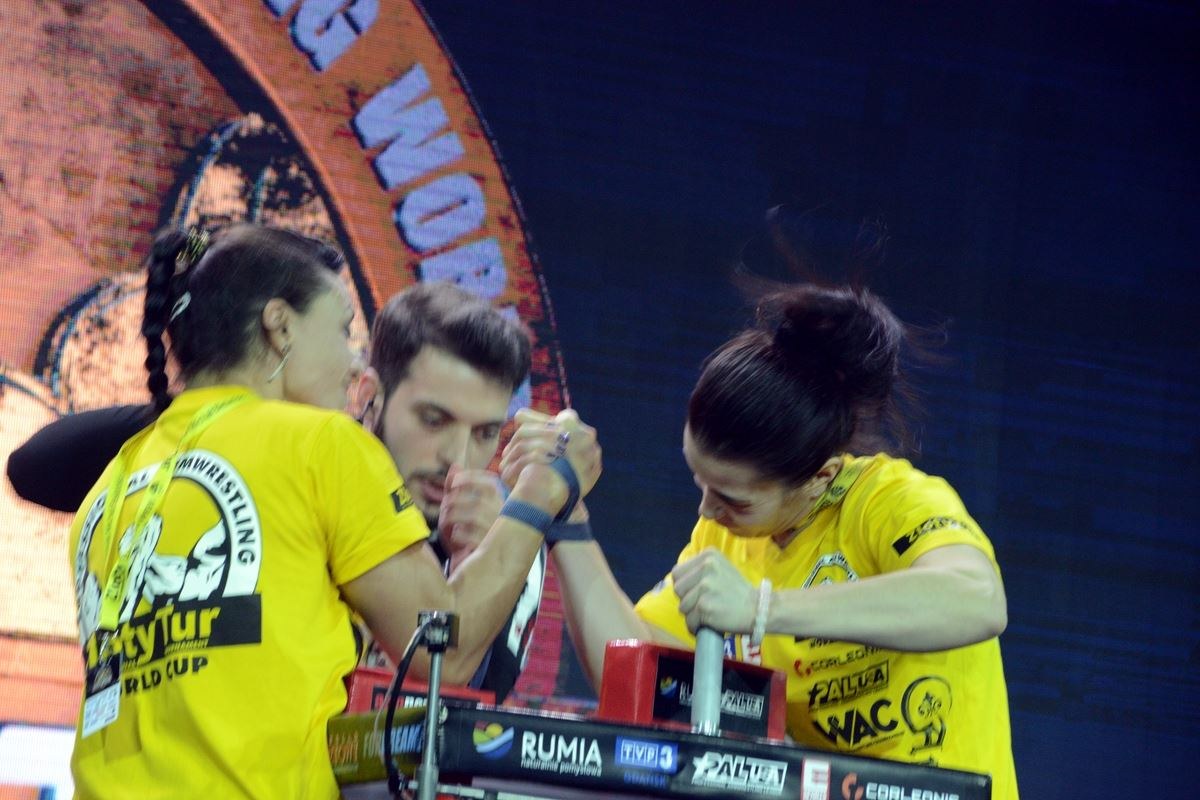 Zloty Tur 2016 Right Hand By Donat Supinski