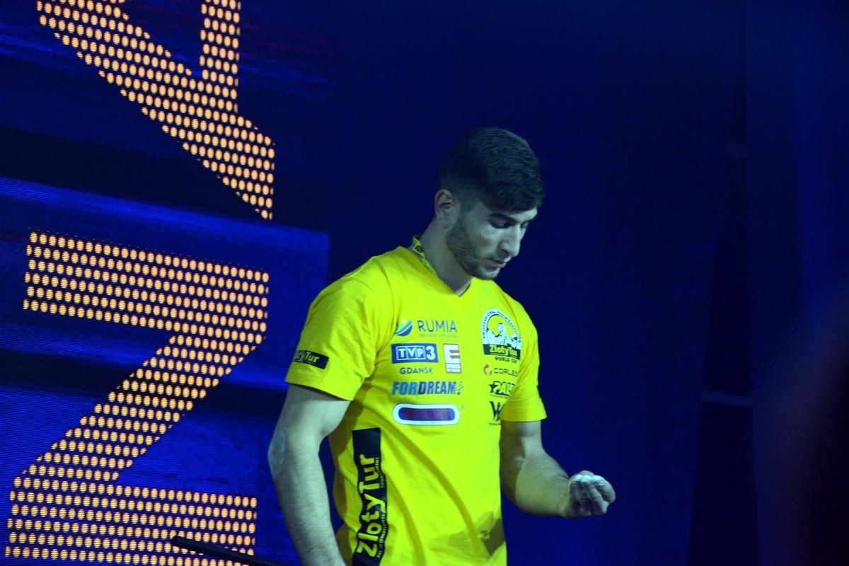 Zloty Tur 2016 Right Hand By Donat Supinski