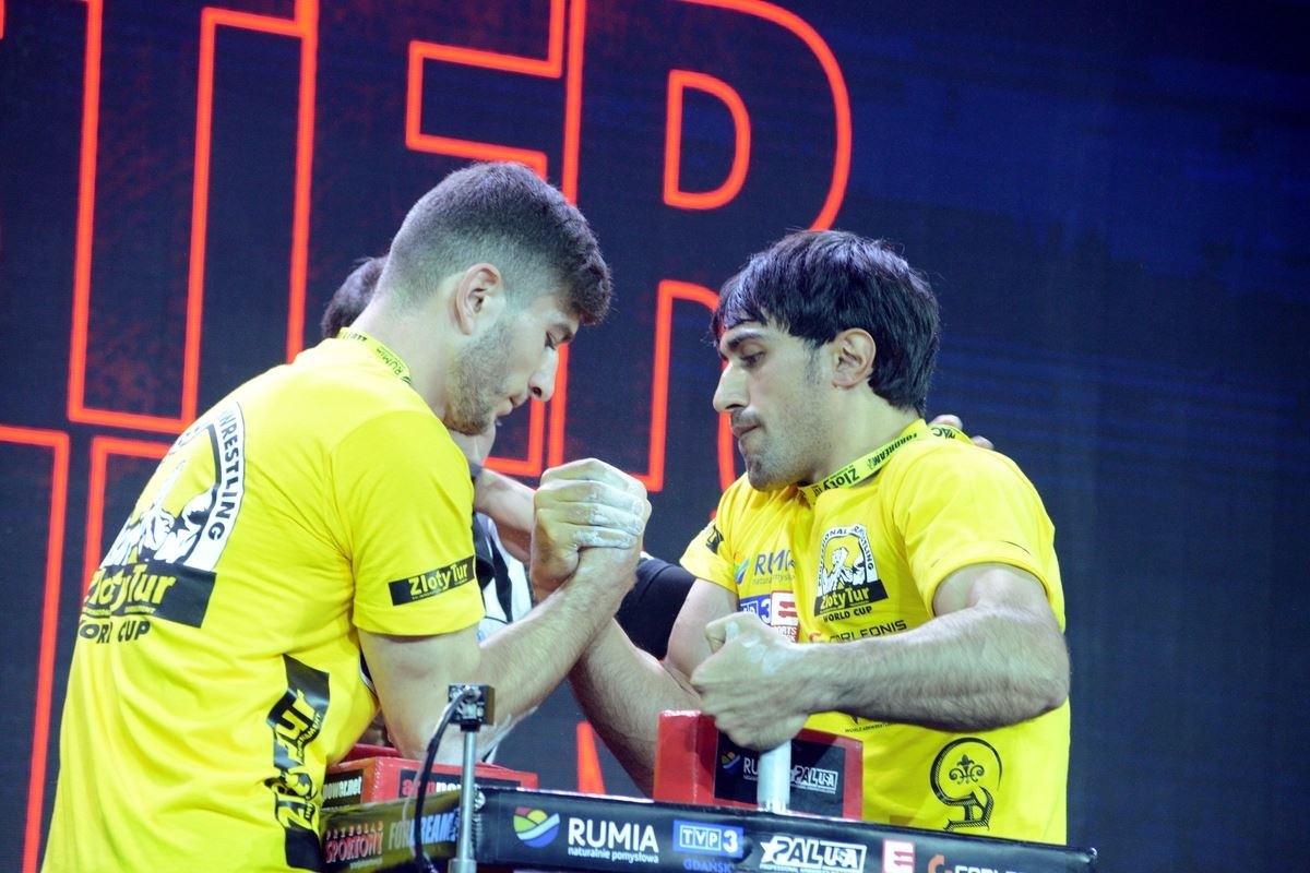 Zloty Tur 2016 Right Hand By Donat Supinski