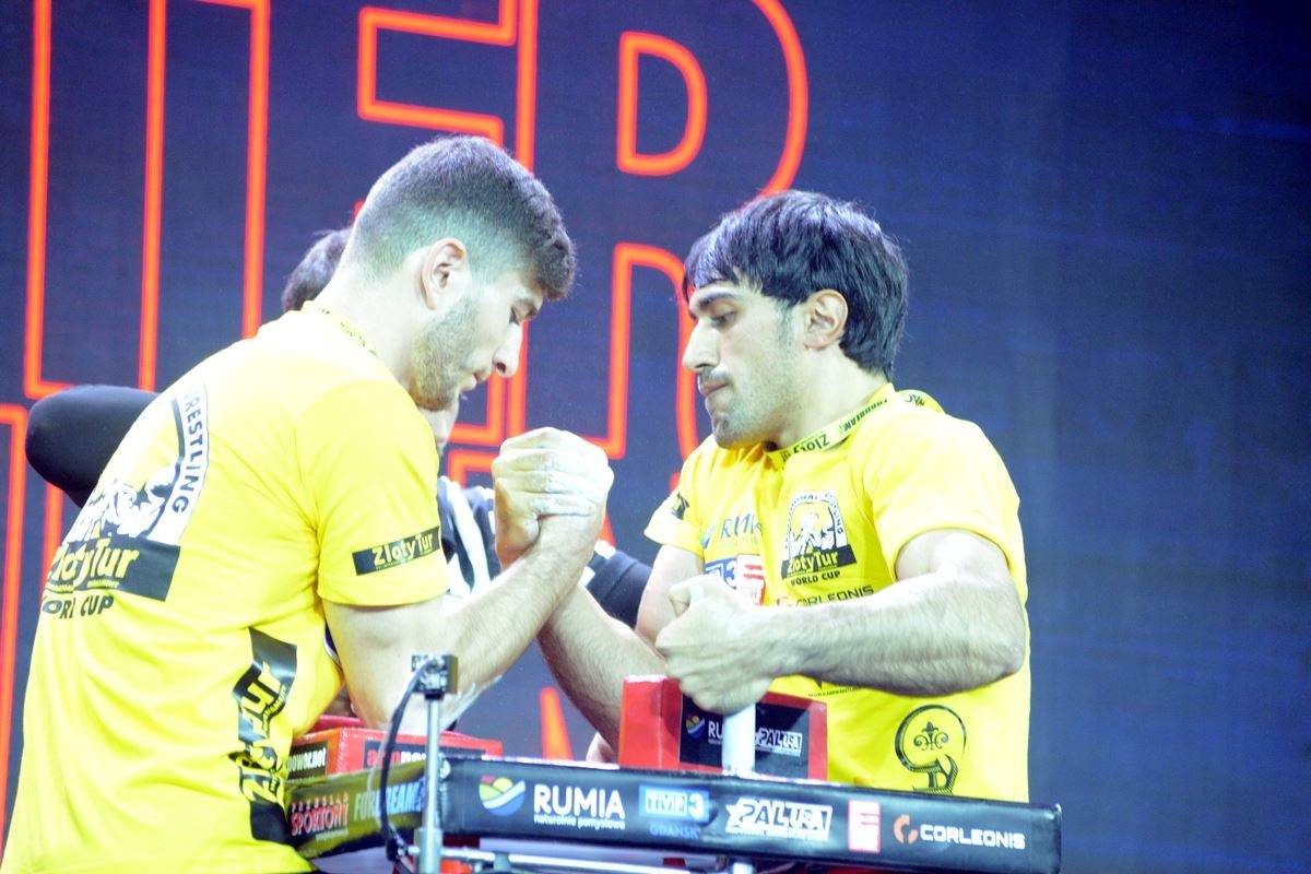 Zloty Tur 2016 Right Hand By Donat Supinski