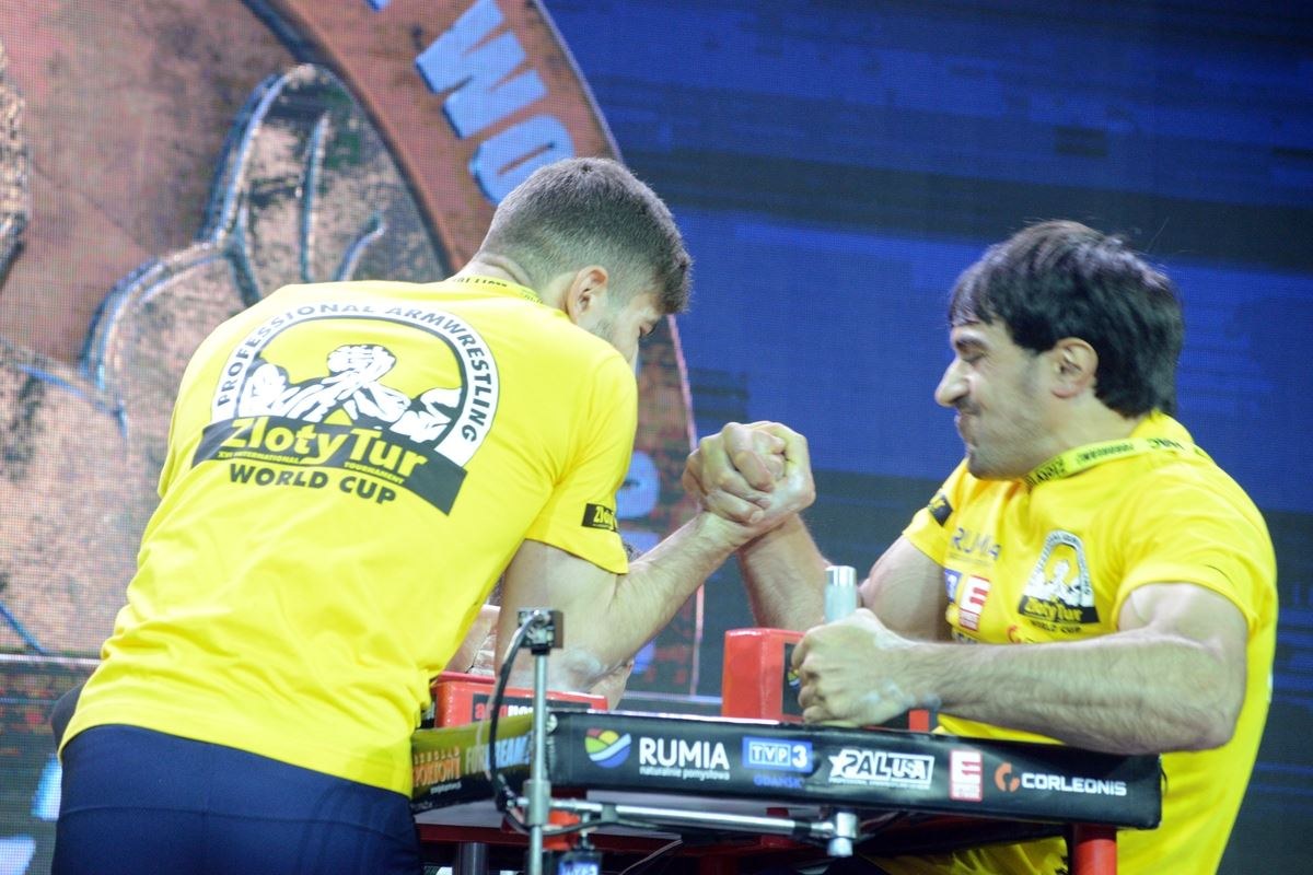 Zloty Tur 2016 Right Hand By Donat Supinski