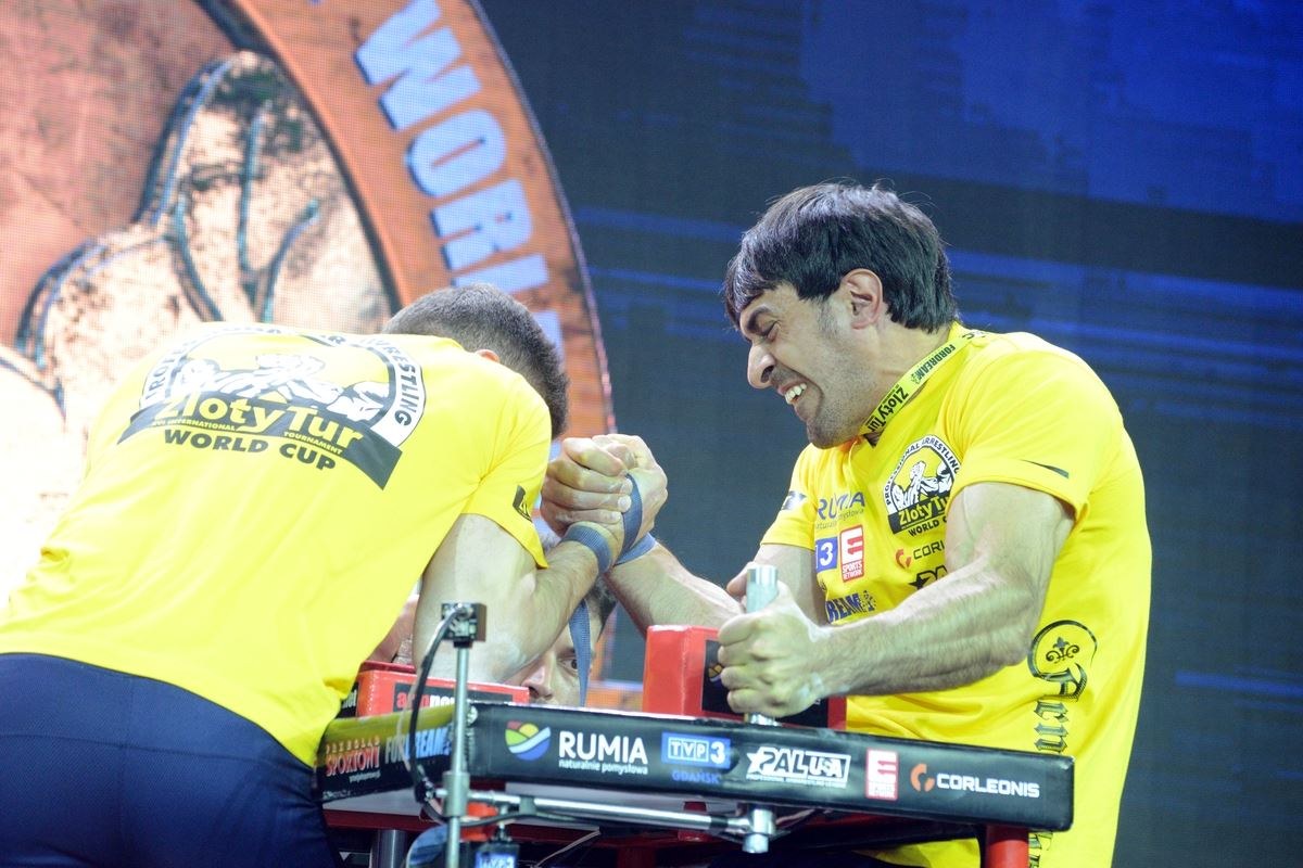 Zloty Tur 2016 Right Hand By Donat Supinski