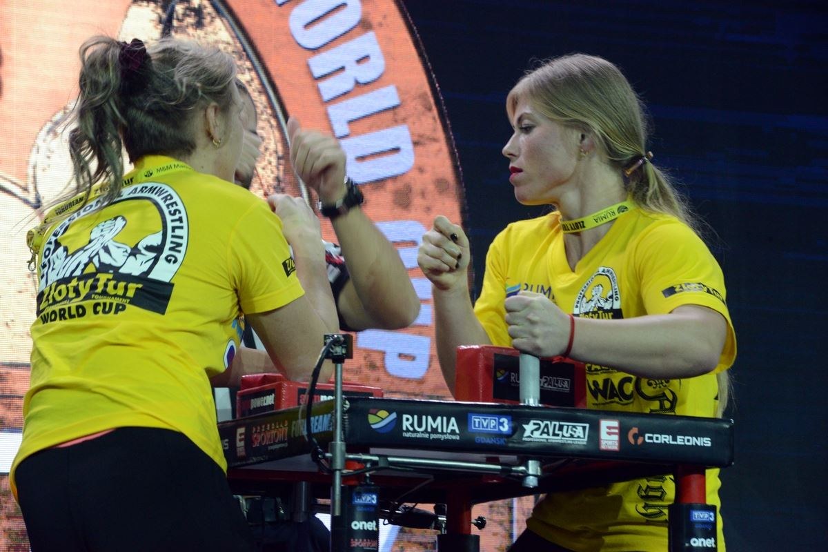 Zloty Tur 2016 Right Hand By Donat Supinski