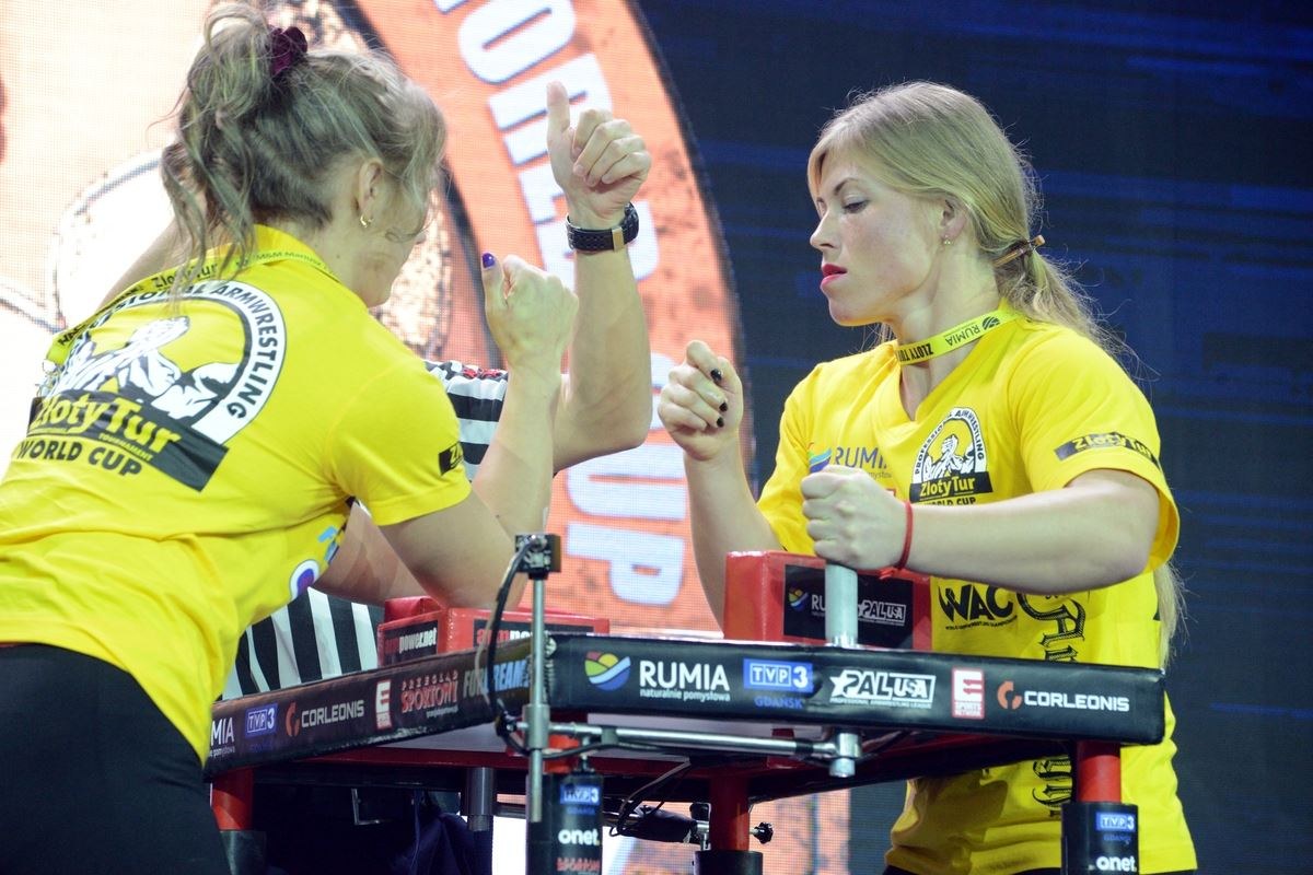 Zloty Tur 2016 Right Hand By Donat Supinski