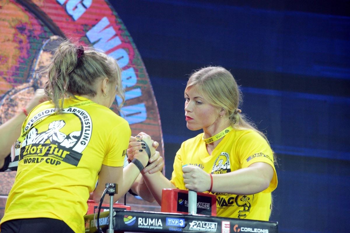 Zloty Tur 2016 Right Hand By Donat Supinski