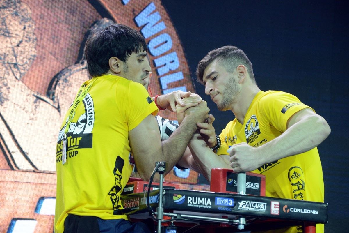 Zloty Tur 2016 Right Hand By Donat Supinski