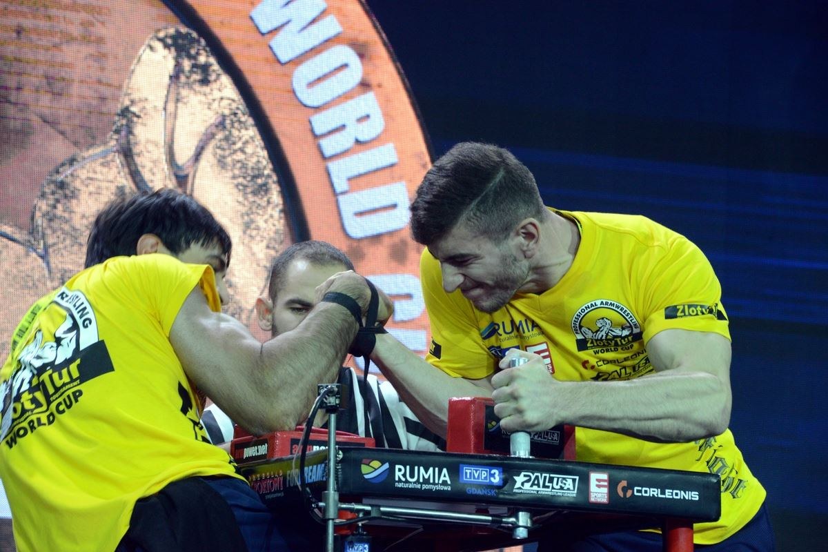 Zloty Tur 2016 Right Hand By Donat Supinski