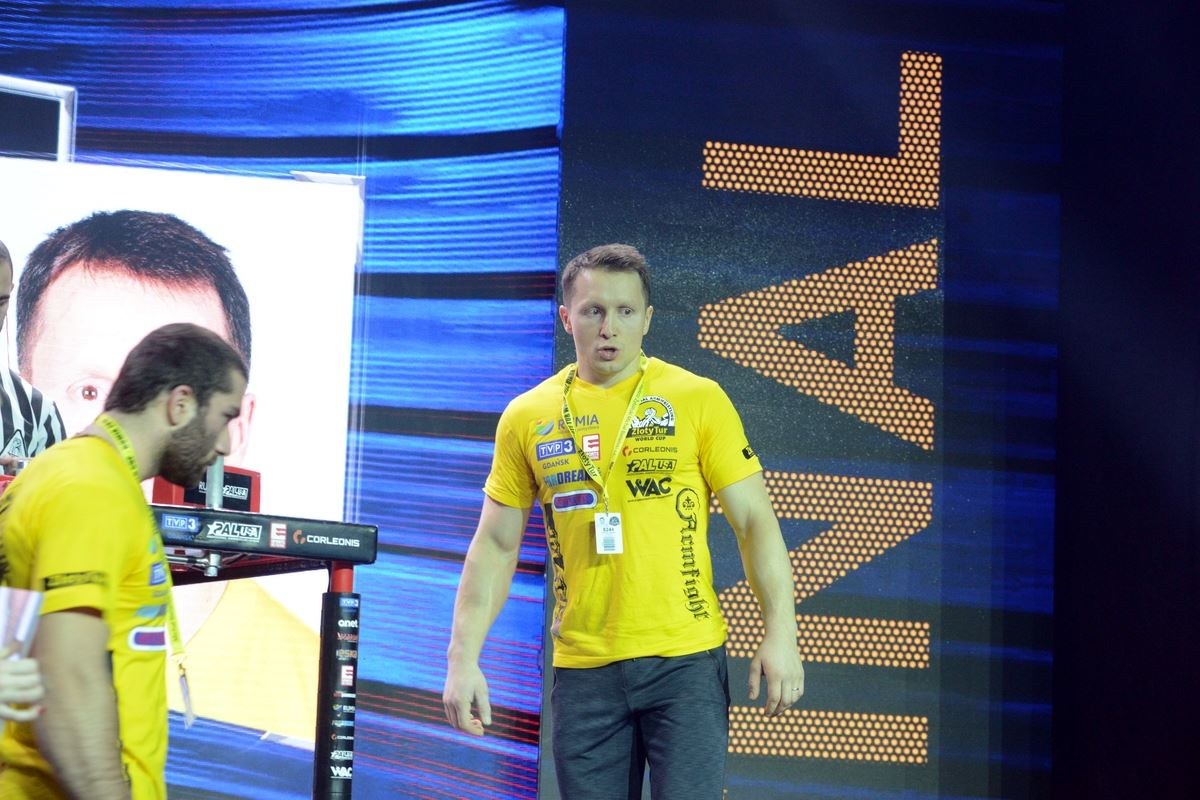 Zloty Tur 2016 Right Hand By Donat Supinski