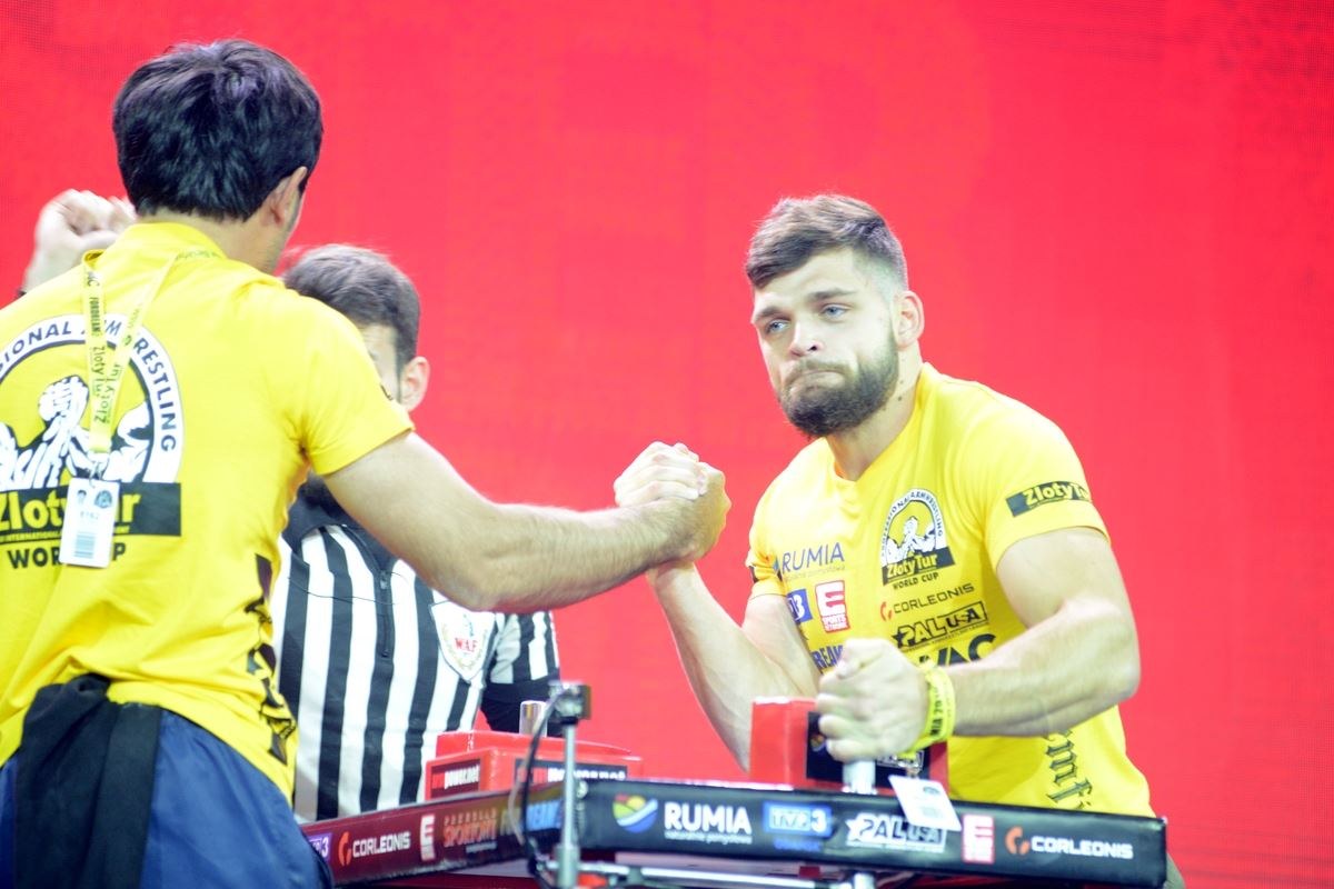 Zloty Tur 2016 Right Hand By Donat Supinski