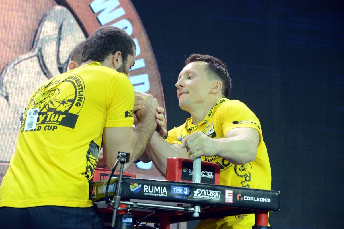 Zloty Tur 2016 Right Hand By Donat Supinski