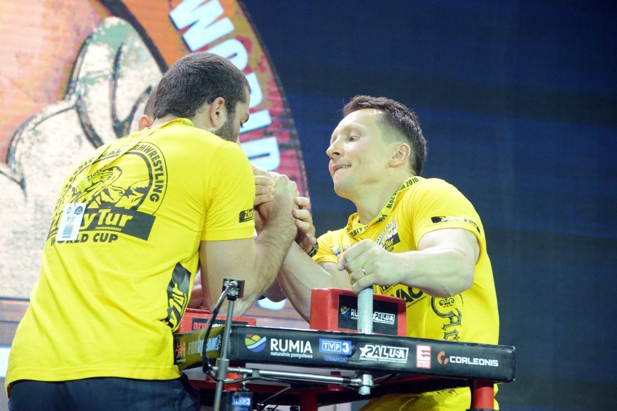 Zloty Tur 2016 Right Hand By Donat Supinski