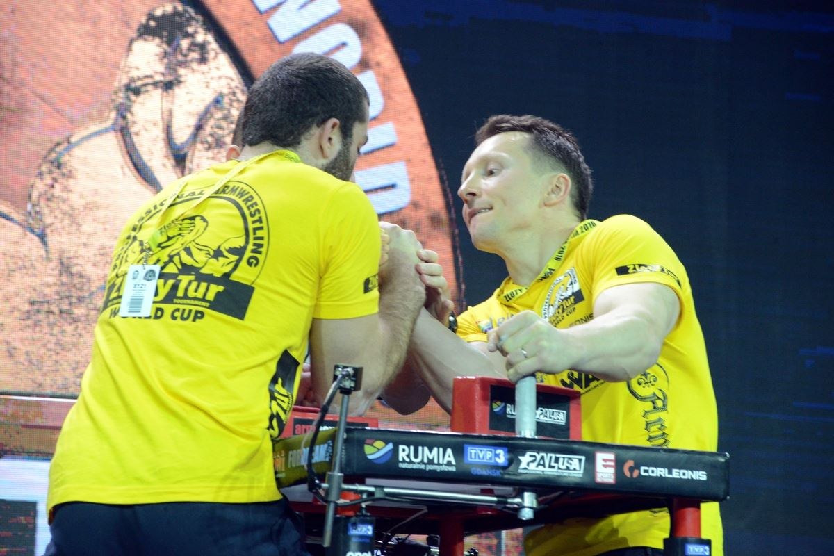 Zloty Tur 2016 Right Hand By Donat Supinski