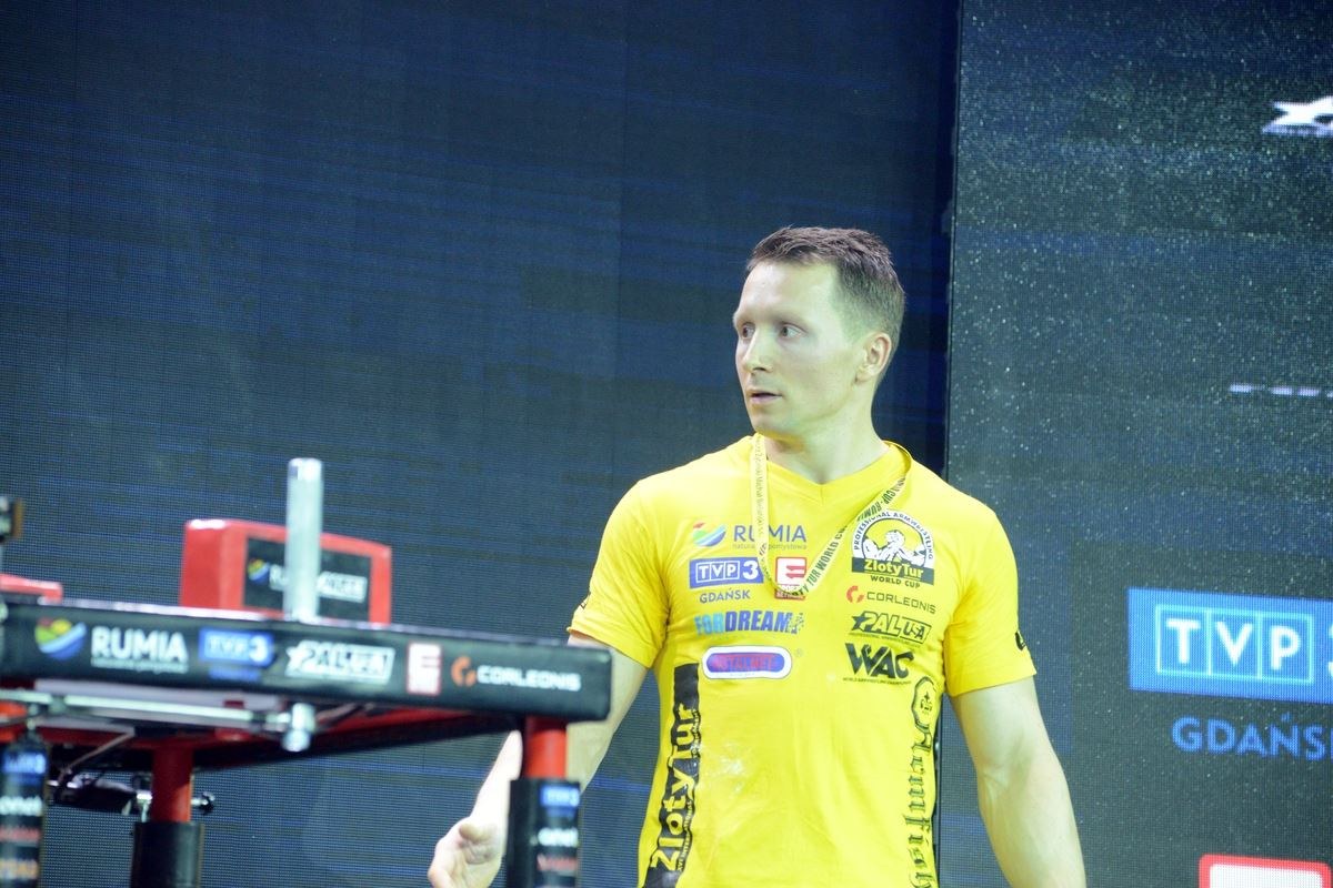 Zloty Tur 2016 Right Hand By Donat Supinski