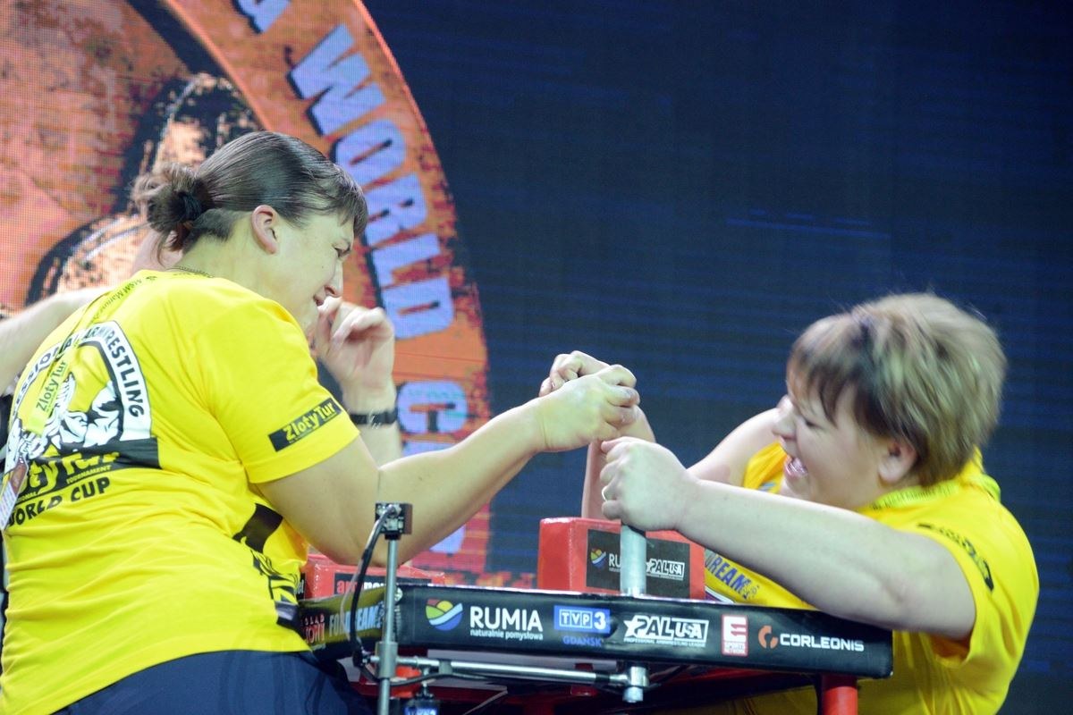 Zloty Tur 2016 Right Hand By Donat Supinski