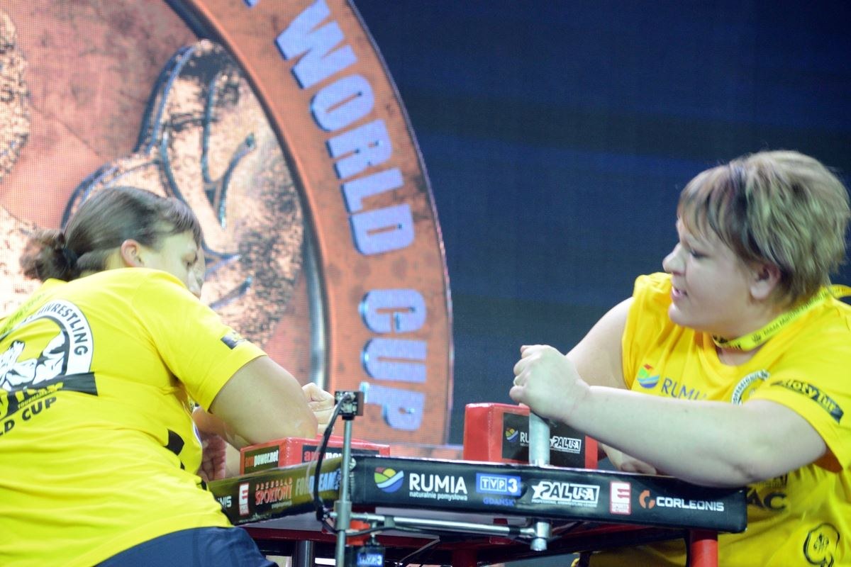 Zloty Tur 2016 Right Hand By Donat Supinski