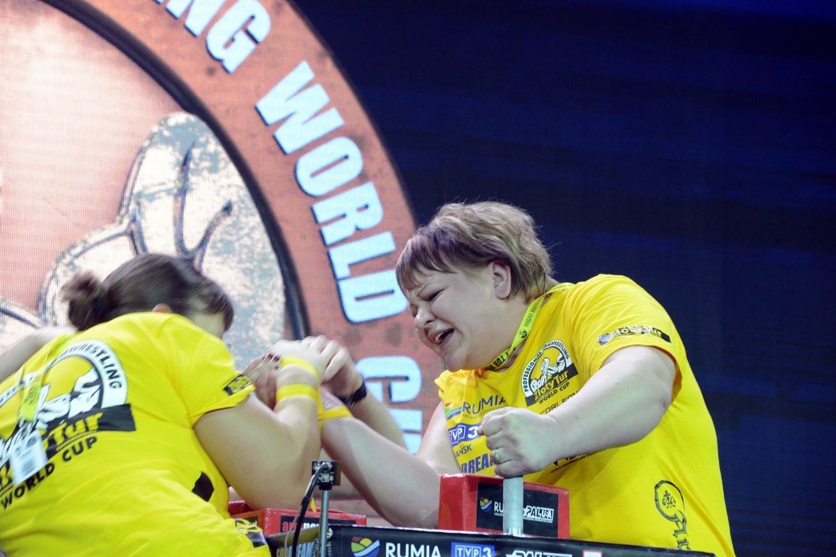 Zloty Tur 2016 Right Hand By Donat Supinski