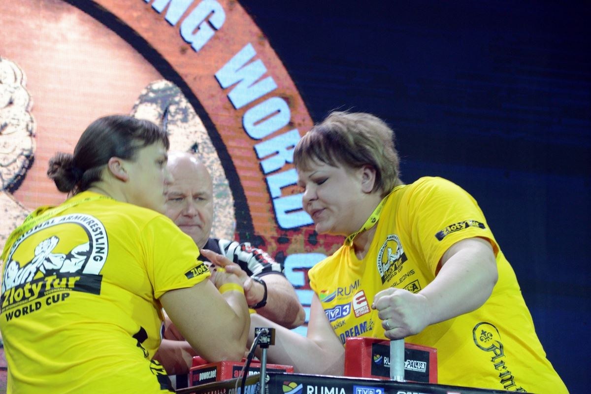 Zloty Tur 2016 Right Hand By Donat Supinski