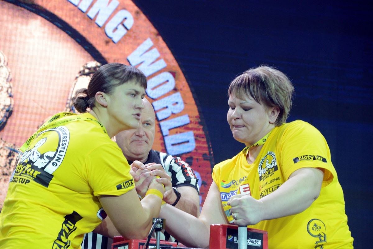 Zloty Tur 2016 Right Hand By Donat Supinski