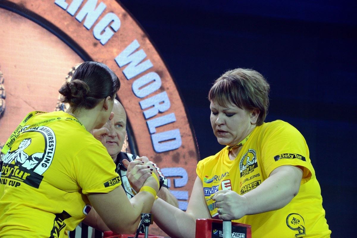 Zloty Tur 2016 Right Hand By Donat Supinski