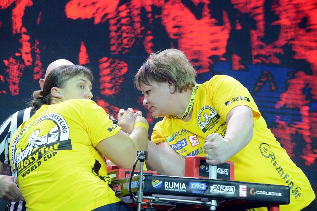 Zloty Tur 2016 Right Hand By Donat Supinski