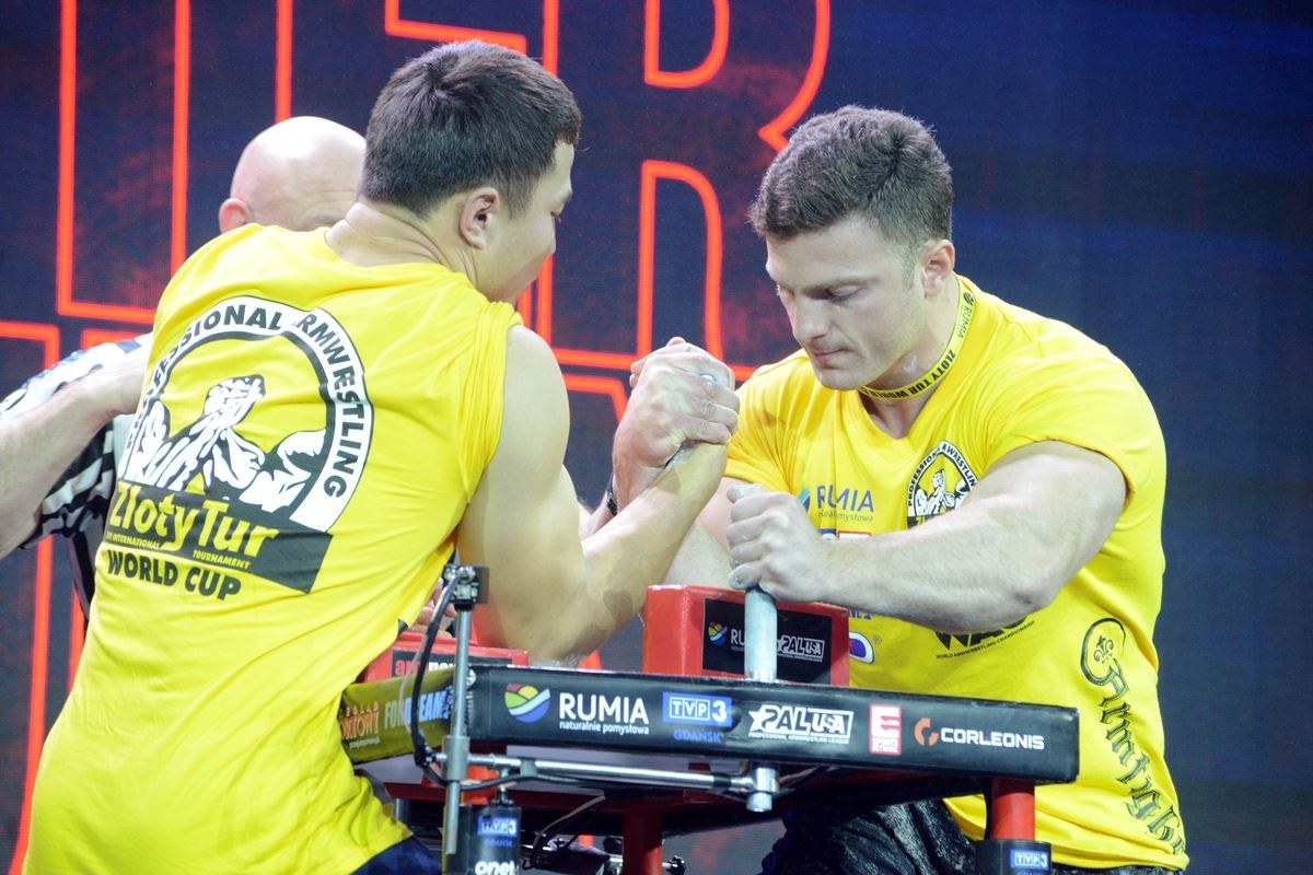 Zloty Tur 2016 Right Hand By Donat Supinski